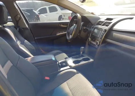 2014 Toyota Camry Se V6 z USA, uszkodzony, nr VIN 4T1BK1FK0EU541269